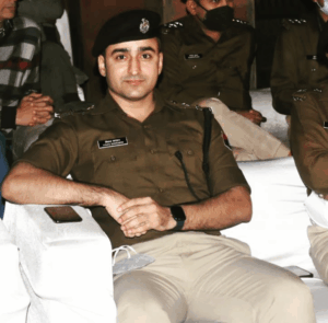 Biography of Narendra Bijarniya IPS
